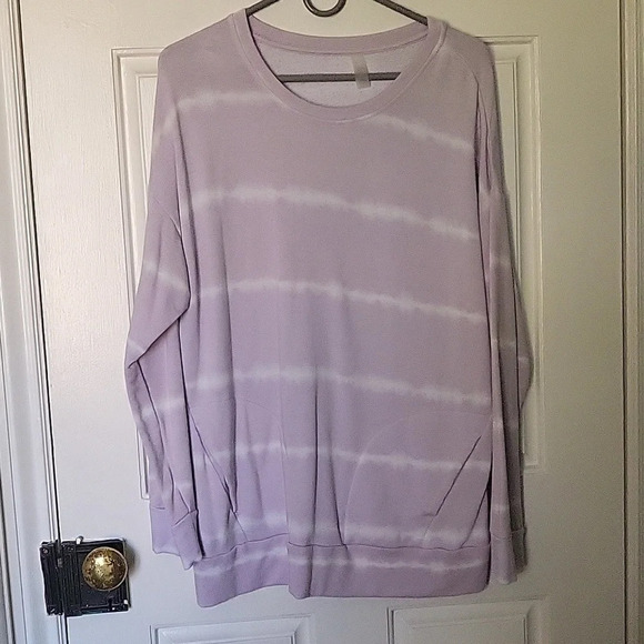 Hyba Tie Die Sweatshirt - Picture 1 of 1